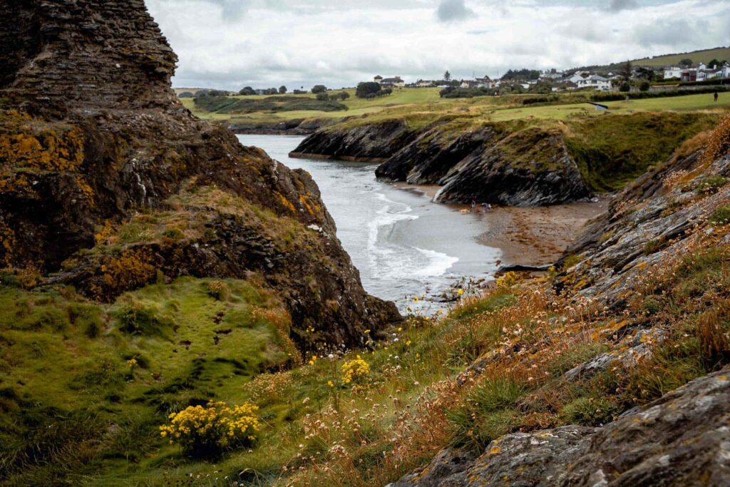 Kleine Bucht beim Black Castle