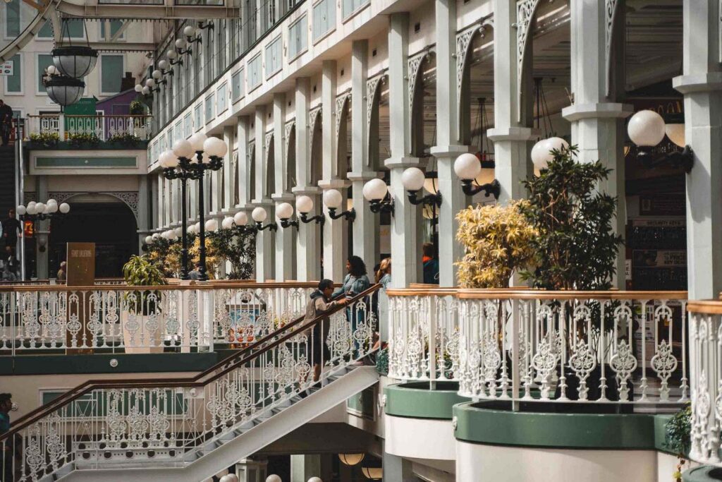 Blick in die Halle des Stephen's Green Shopping Centre